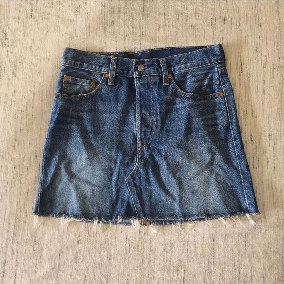 Levi's Denim Frayed Hem Mini Skirt - Picture 1 of 3